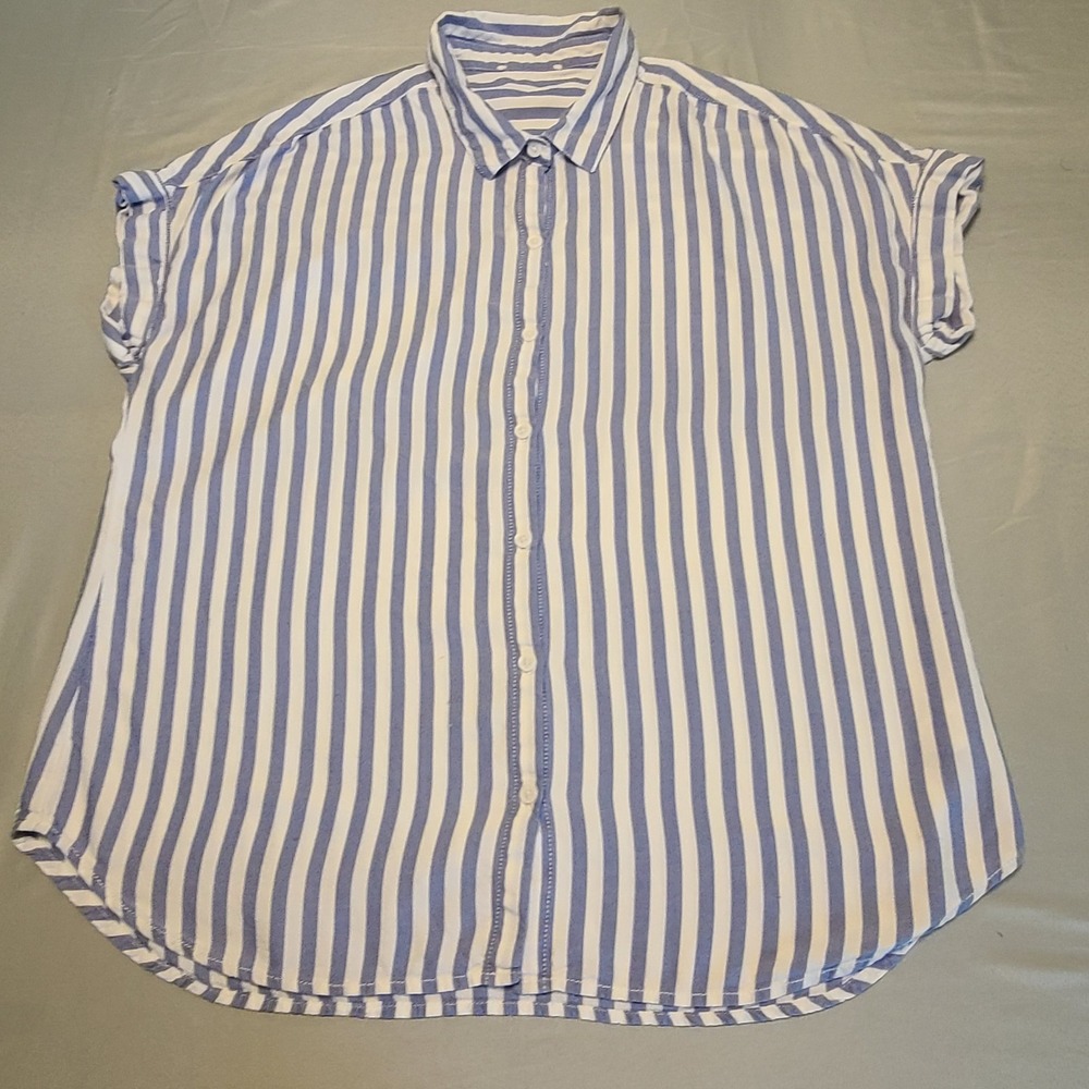 Striped Button Down Shirt Women L Blue White Short Sleeve Rayon Coastal Nautical